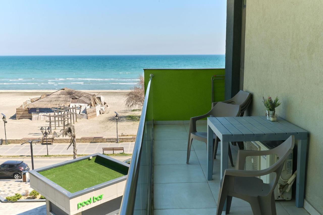 Glamour Red Apartment 22 In Spa Pool Resort Mamaia Luaran gambar