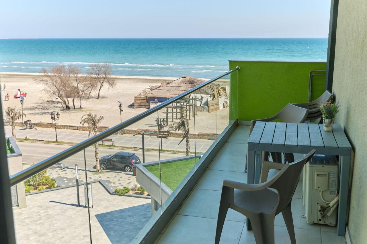 Glamour Red Apartment 22 In Spa Pool Resort Mamaia Luaran gambar