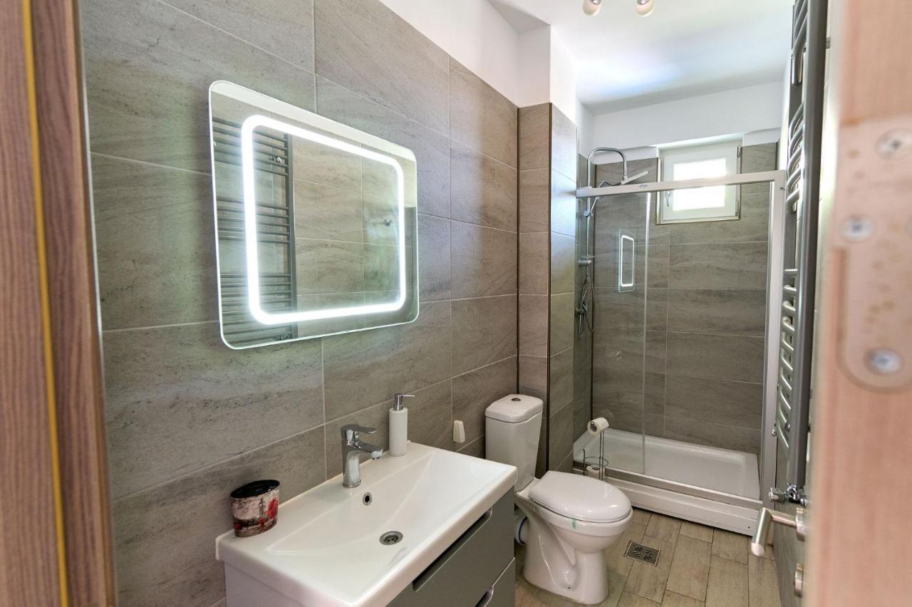 Glamour Red Apartment 22 In Spa Pool Resort Mamaia Luaran gambar