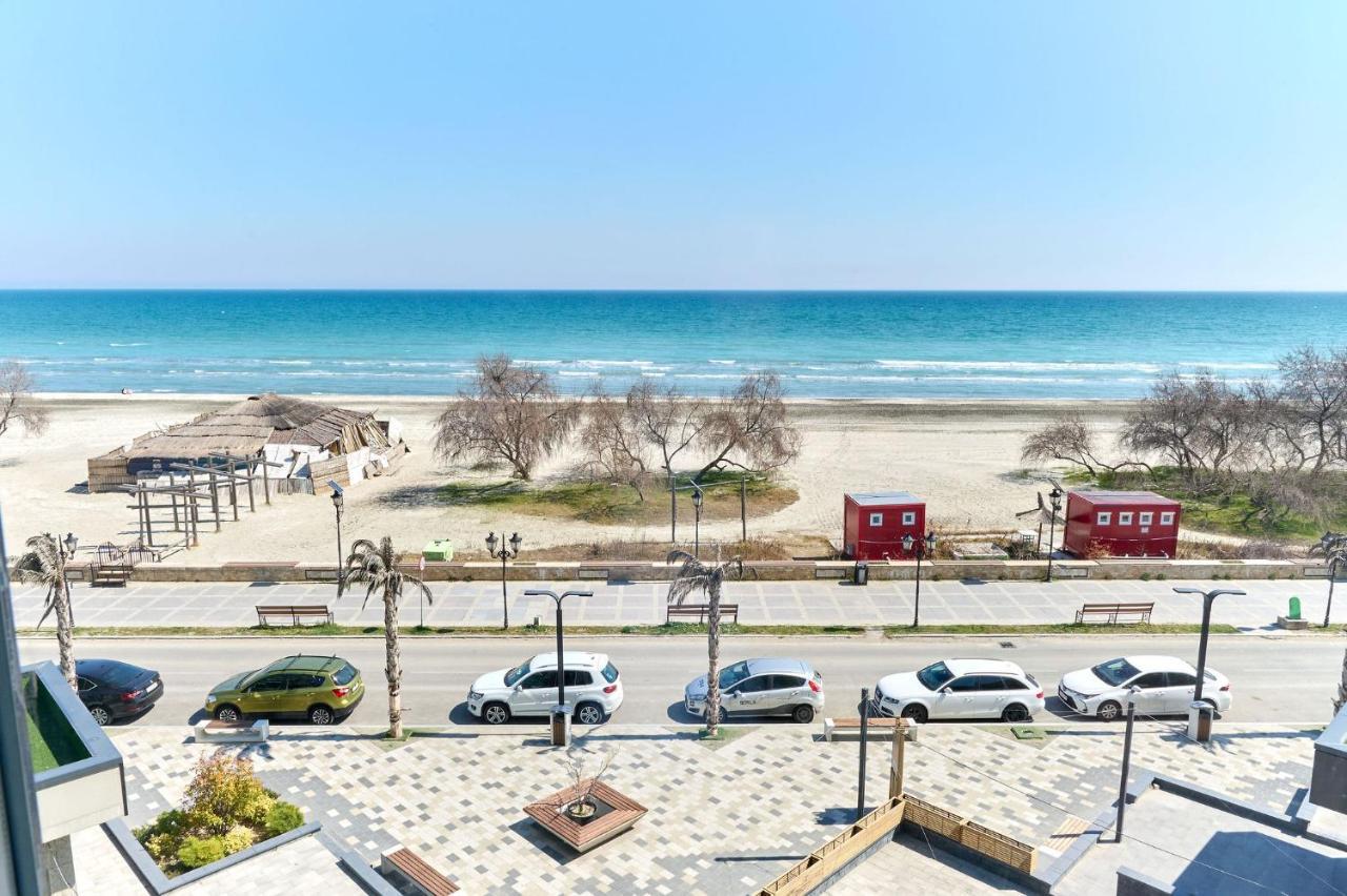 Glamour Red Apartment 22 In Spa Pool Resort Mamaia Luaran gambar