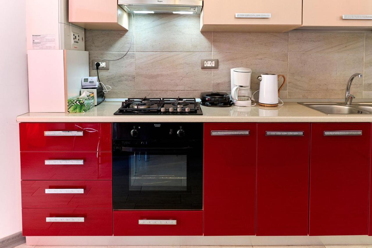 Glamour Red Apartment 22 In Spa Pool Resort Mamaia Luaran gambar