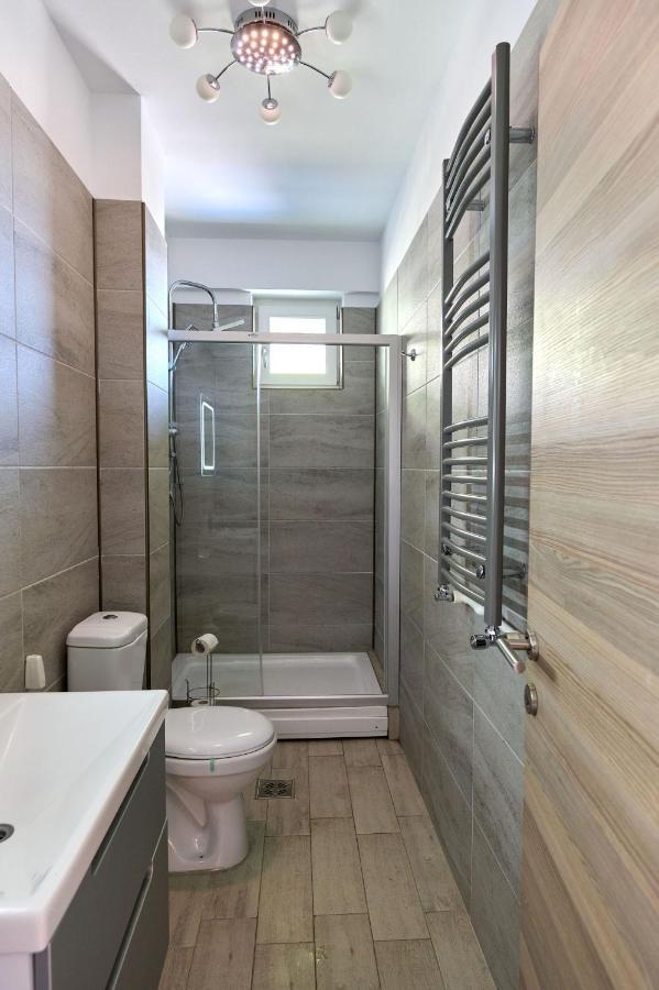 Glamour Red Apartment 22 In Spa Pool Resort Mamaia Luaran gambar