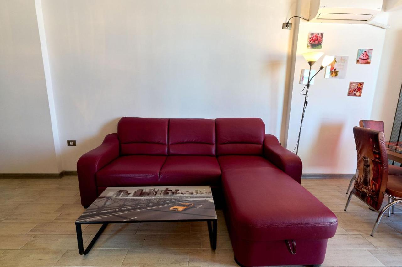Glamour Red Apartment 22 In Spa Pool Resort Mamaia Luaran gambar